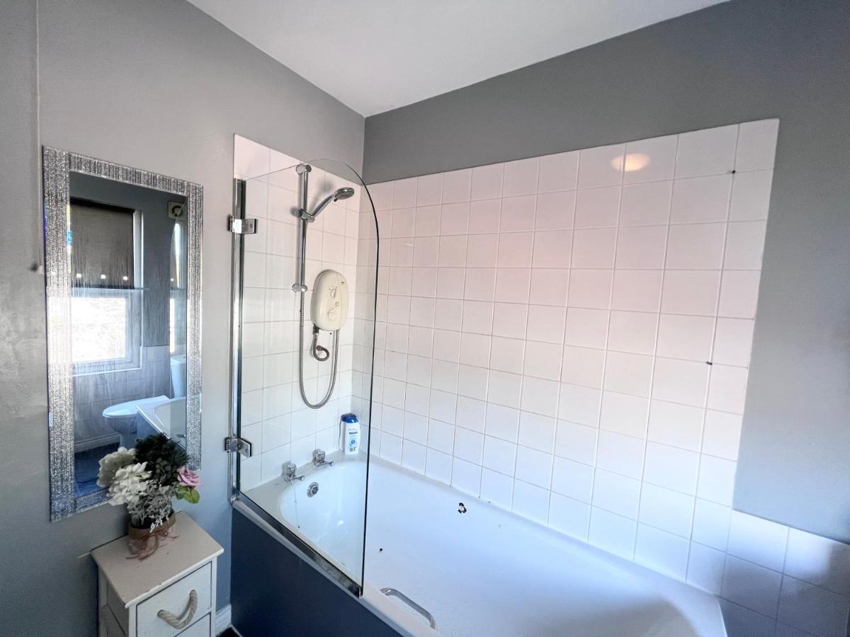 Yeovil Inn Luaran gambar