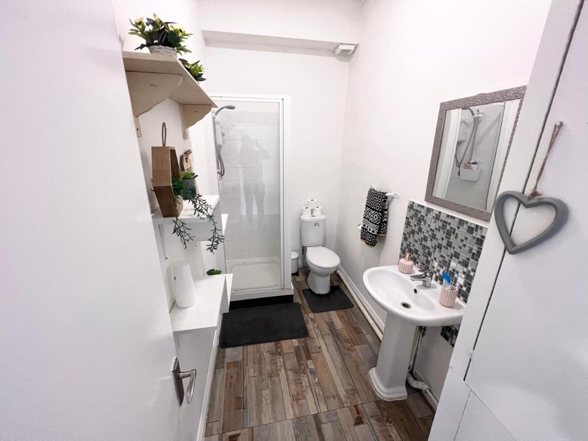 Yeovil Inn Luaran gambar