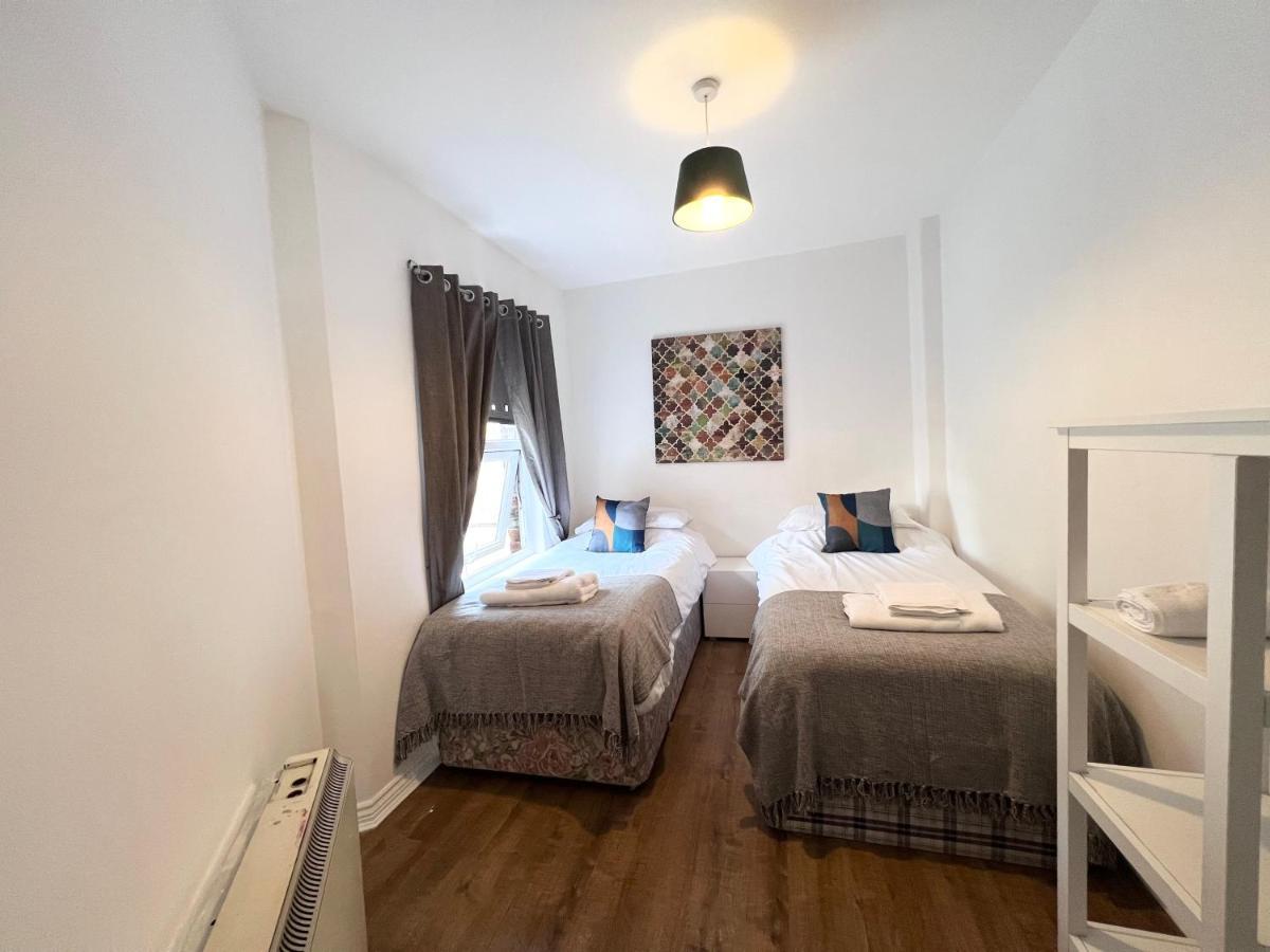 Yeovil Inn Luaran gambar